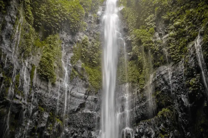Curug Lawe Wisata Alam Populer di Semarang Curug Lawe Wisata Alam Populer di Semarang