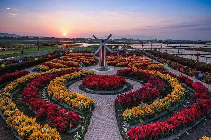 Taman Axelia Spot Unik Taman di Semarang