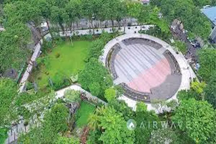 Taman Bungkul Taman Instagramable Populer di Surabaya