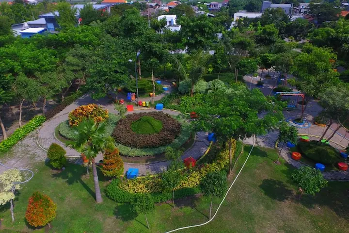 Taman Harmoni Taman Instagramable Populer di Surabaya